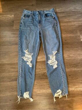 American Eagle High Waisted Distressed Mom Jeans Raw Hem